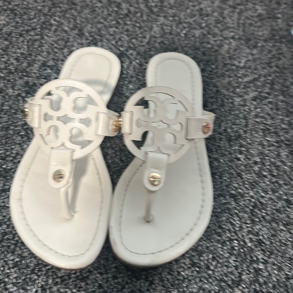 White Tory Burch Thong Sandal 6.5